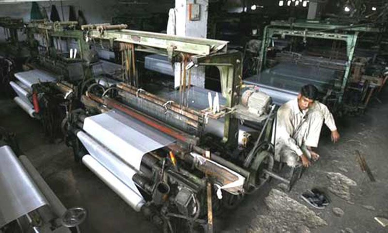 Closure of factories triggering unemployment crisis in Pakistan.